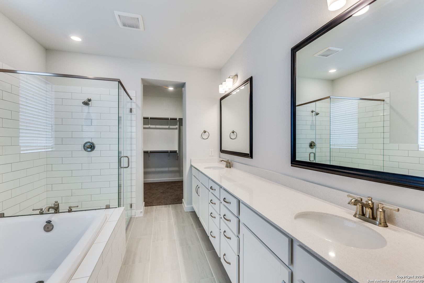 2618 Suncadia San Antonio TX 78245