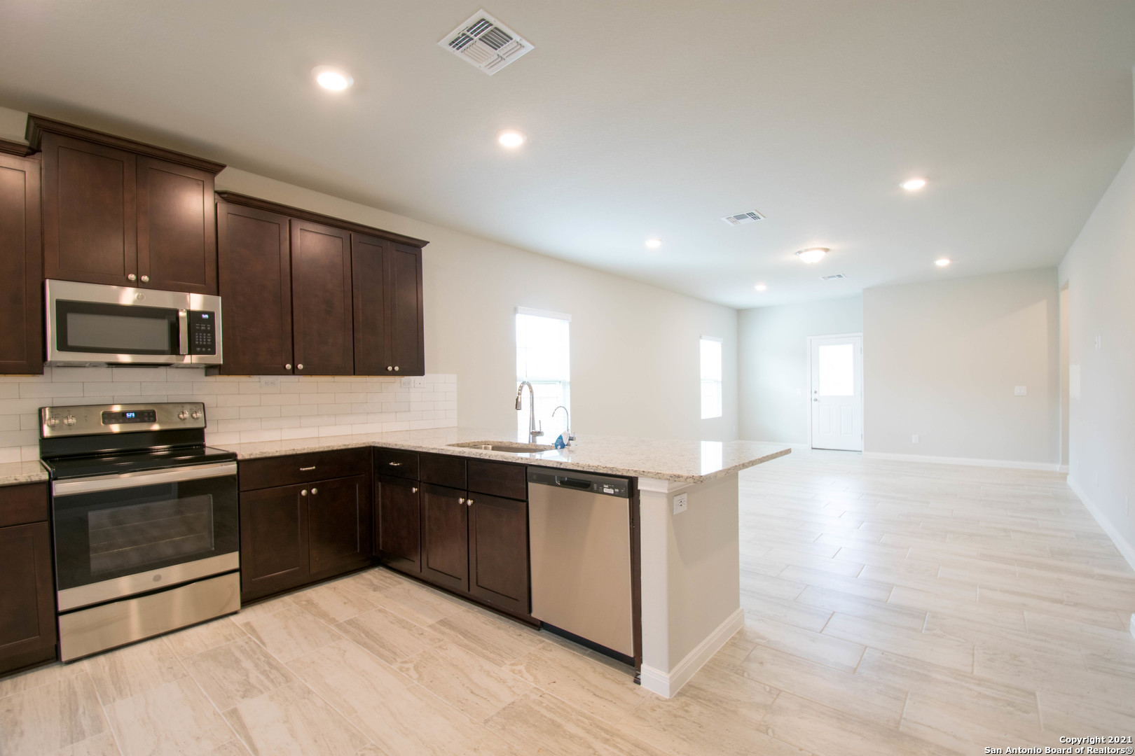 2819 Wheatfield Way New Braunfels TX 78130