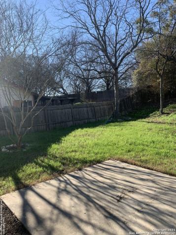 5731 Misty Glen San Antonio TX 78247