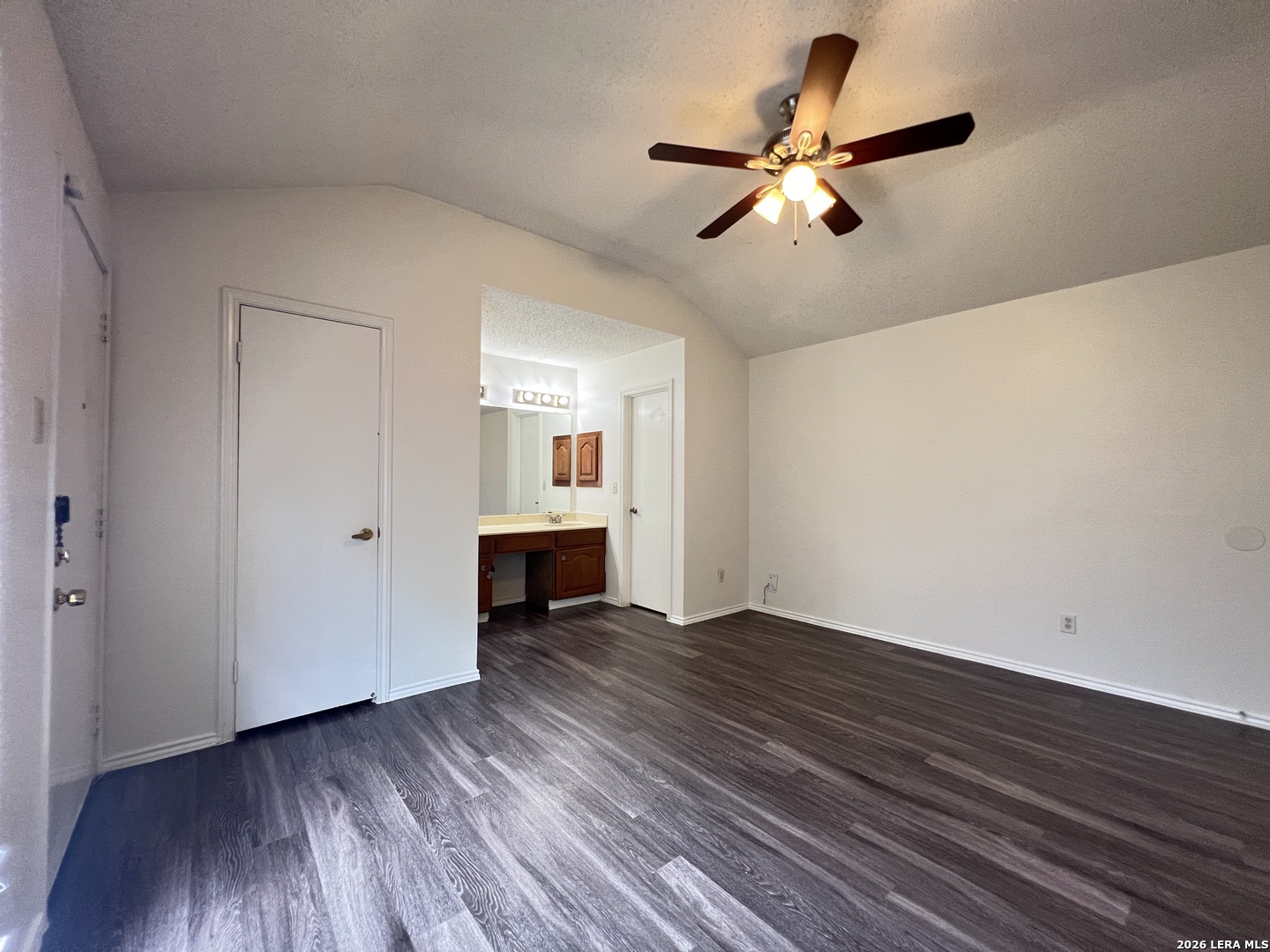 6530 Forest Village San Antonio TX 78250