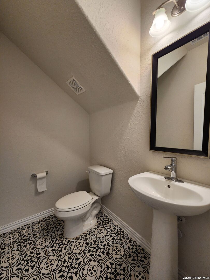 1647 Stone House New Braunfels TX 78132