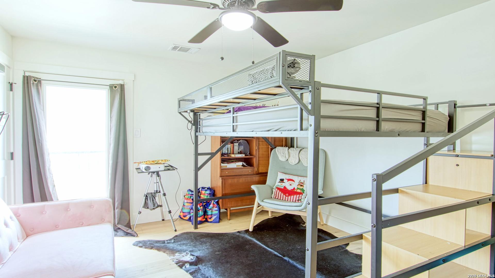 1021 N Palmetto San Antonio TX 78202