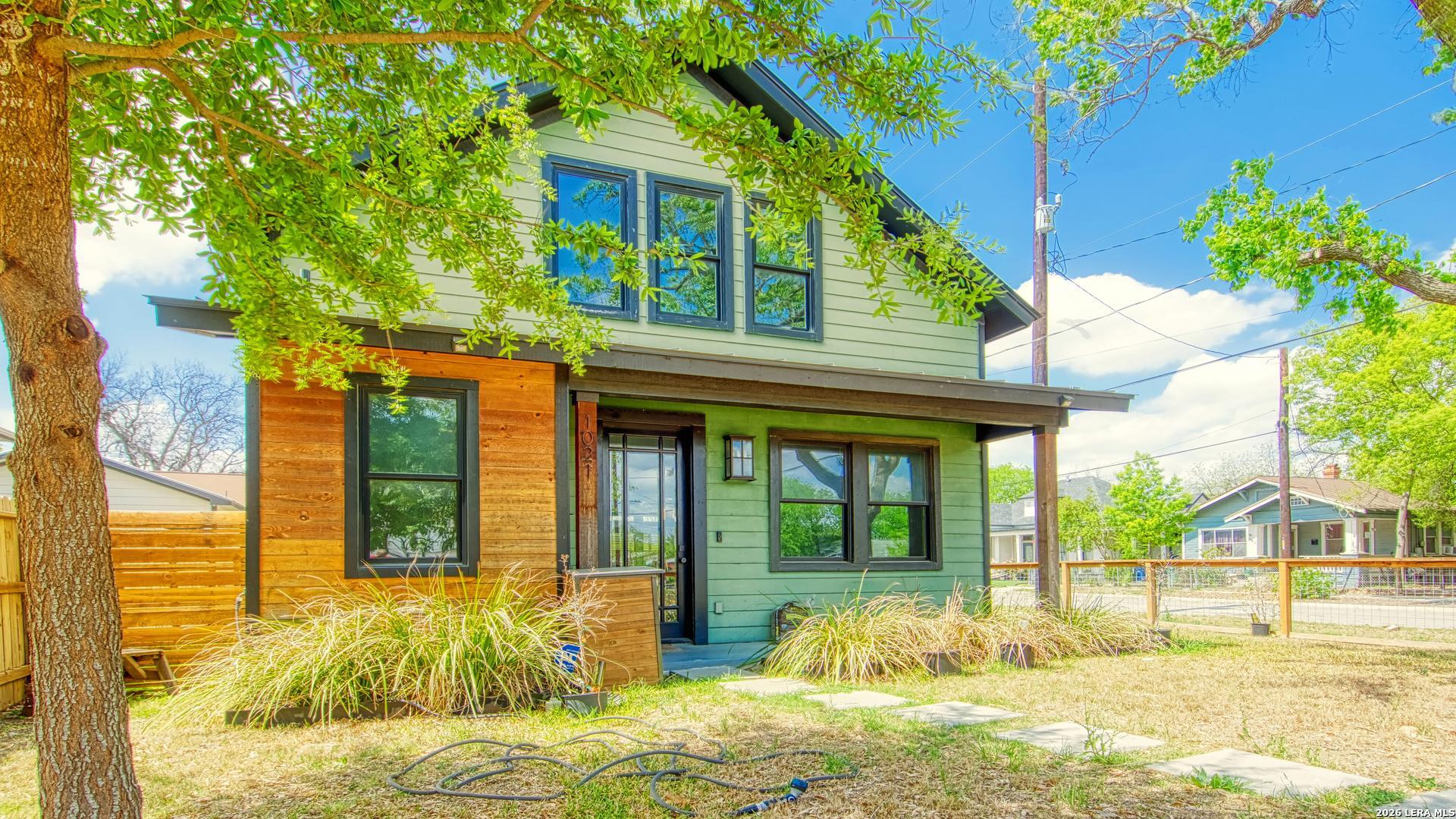 1021 N Palmetto San Antonio TX 78202