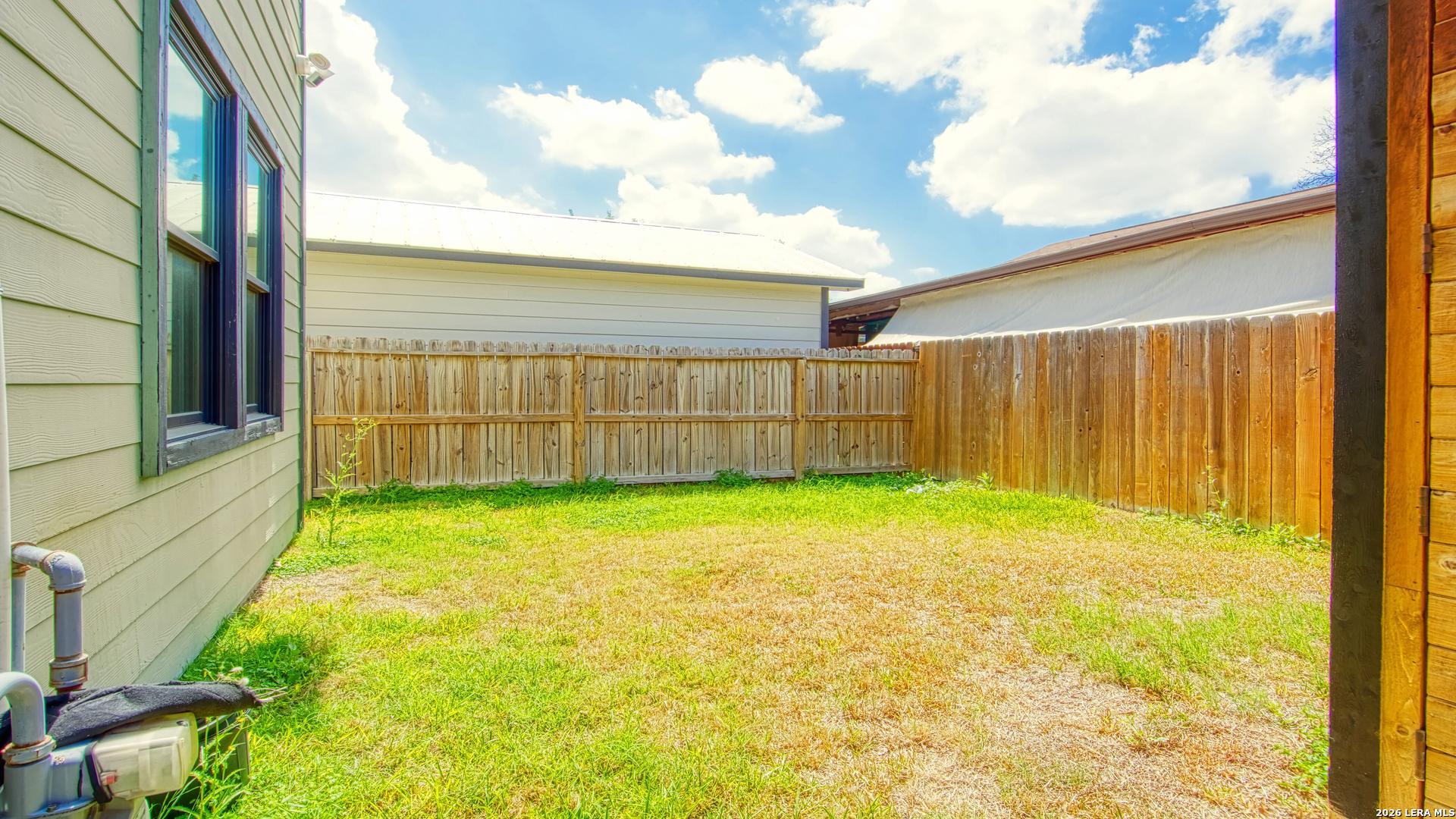 1021 N Palmetto San Antonio TX 78202
