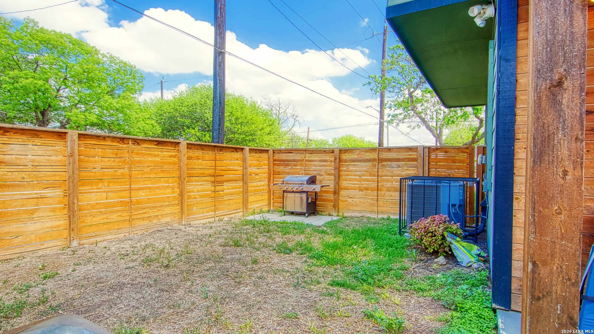 1021 N Palmetto San Antonio TX 78202