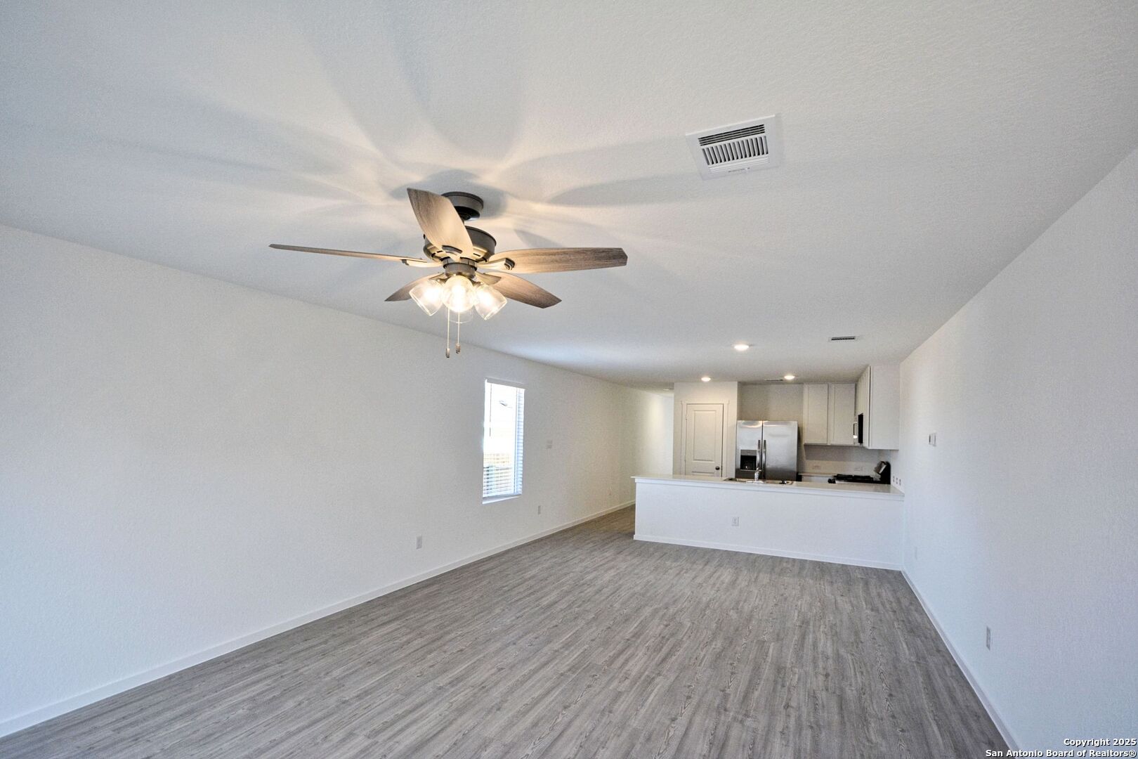 206 Charles Way Marion TX 78124