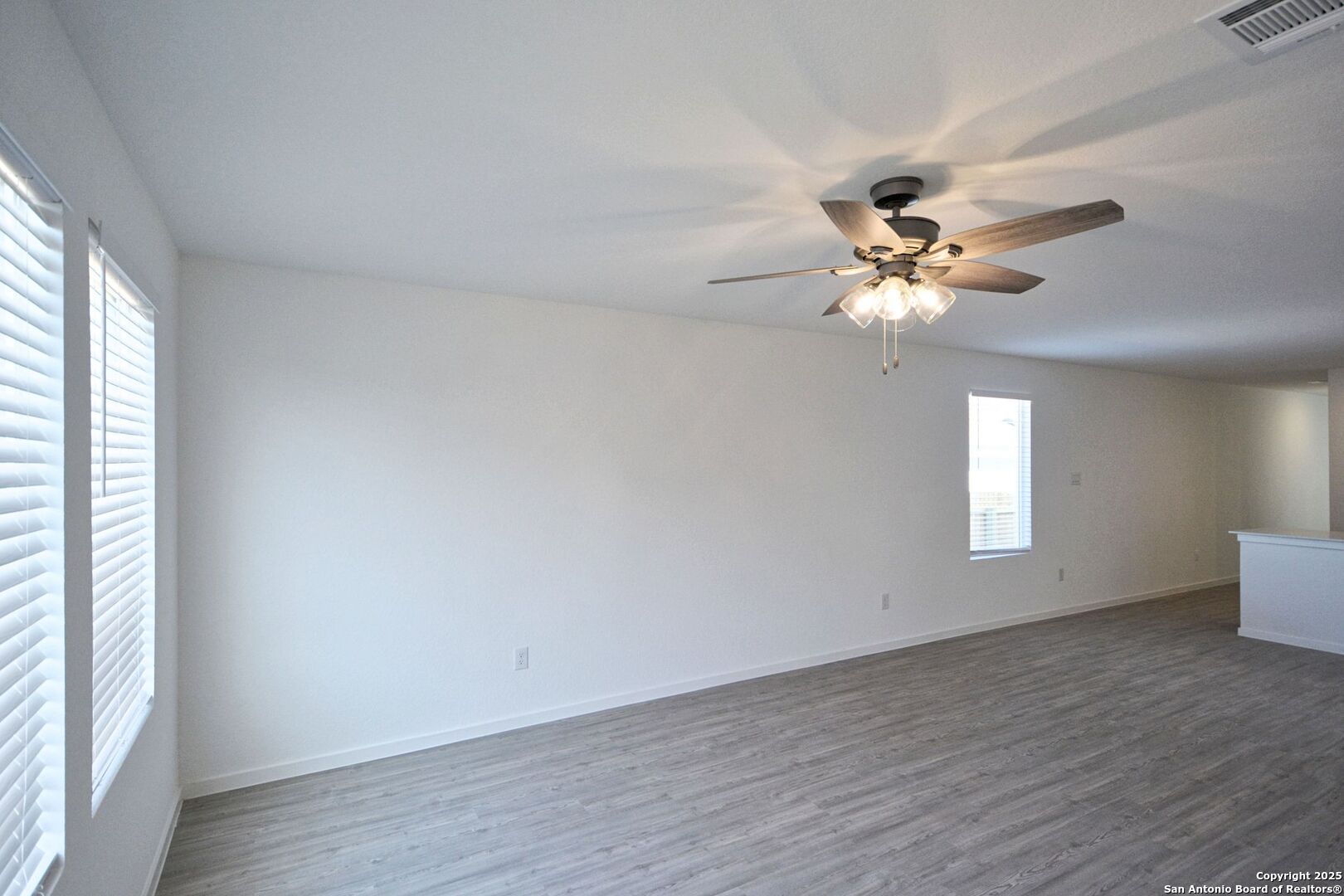 206 Charles Way Marion TX 78124