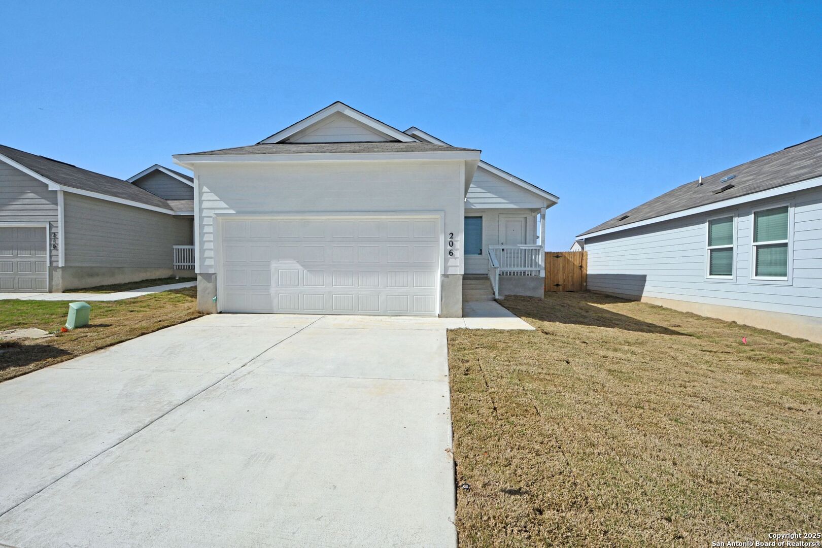206 Charles Way Marion TX 78124