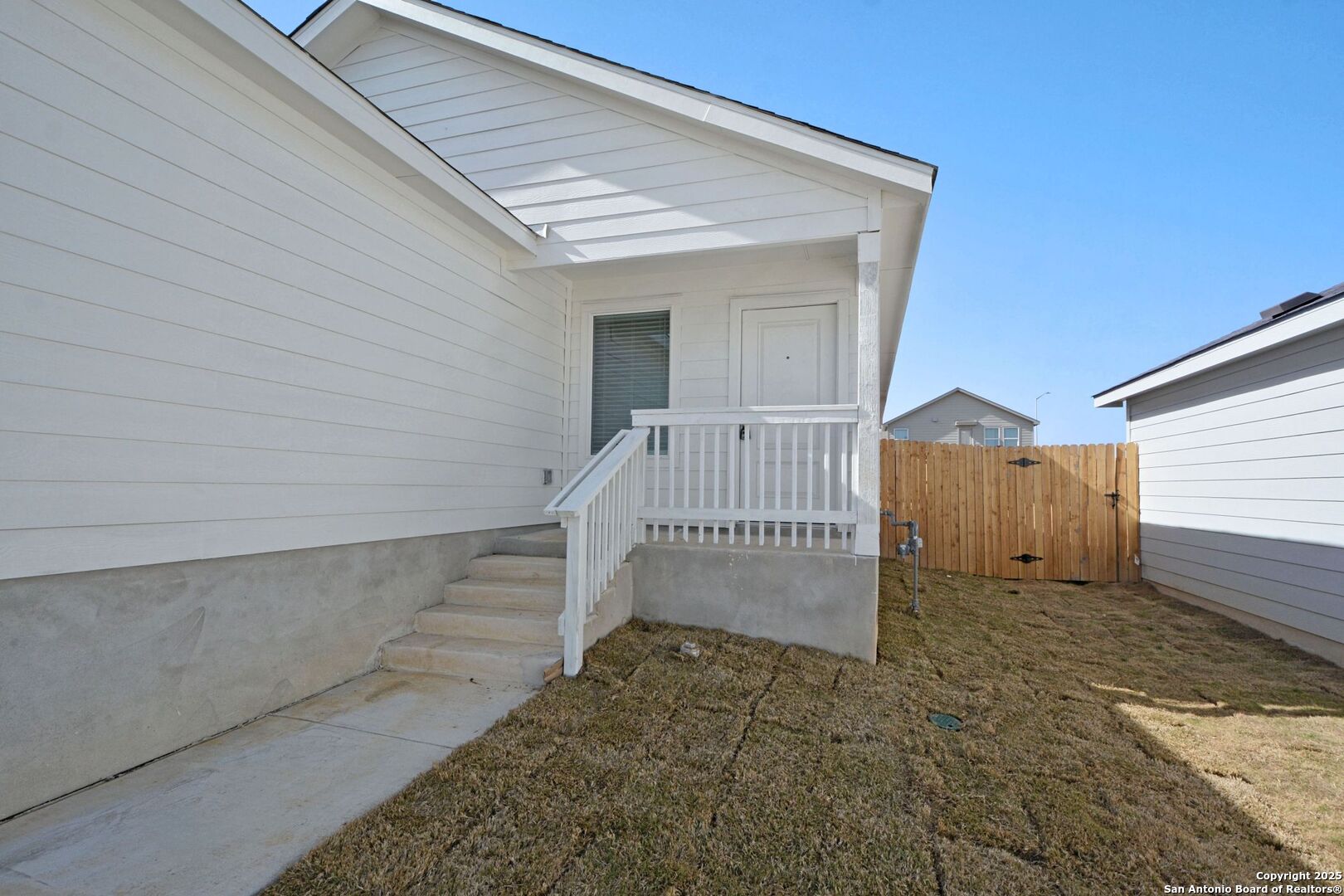 206 Charles Way Marion TX 78124