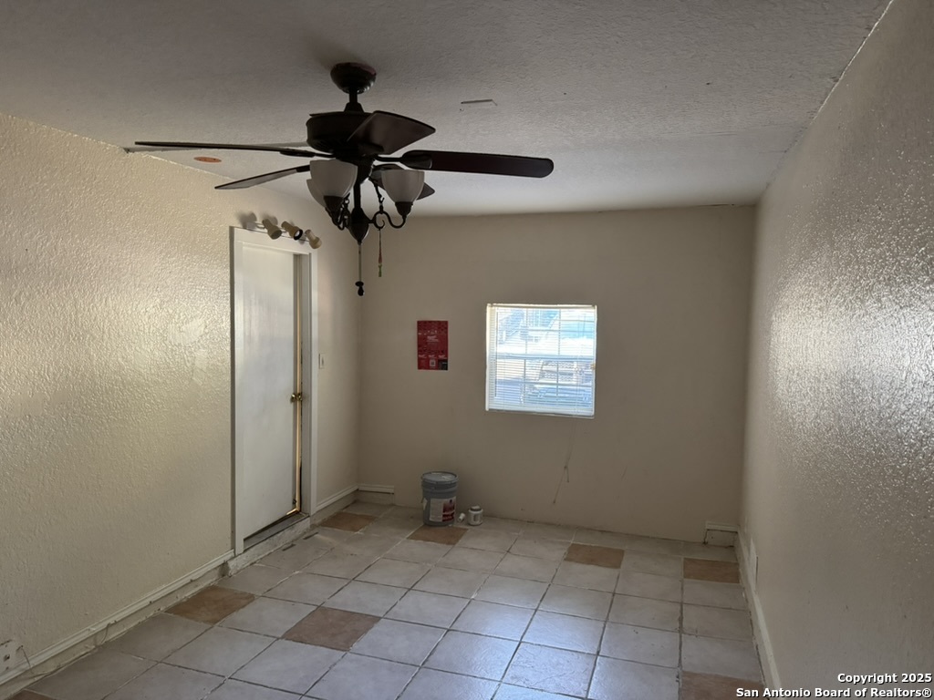 4726 Georges Farm San Antonio TX 78244