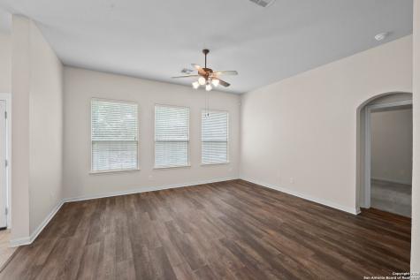132 Niemietz Cove Cibolo TX 78108