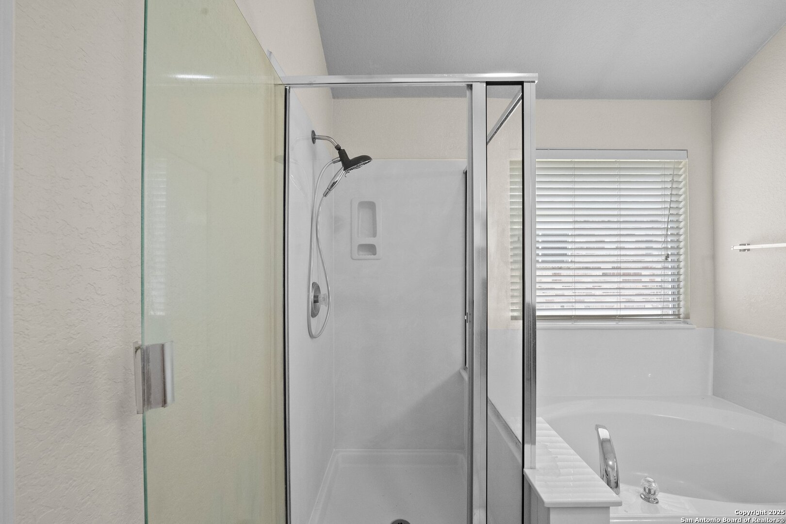 132 Niemietz Cove Cibolo TX 78108