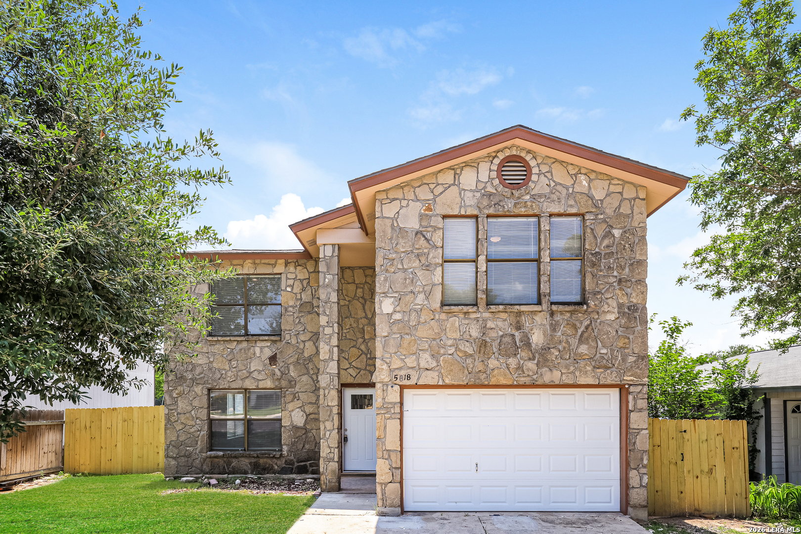 5818 Summer Fest Drive San Antonio TX 78244
