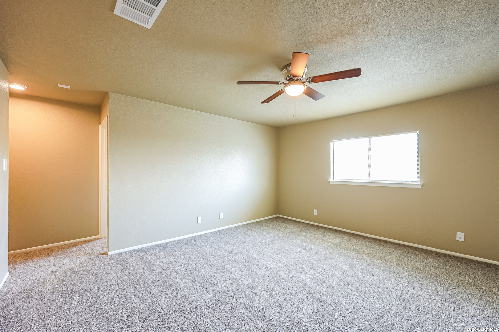5818 Summer Fest Drive San Antonio TX 78244