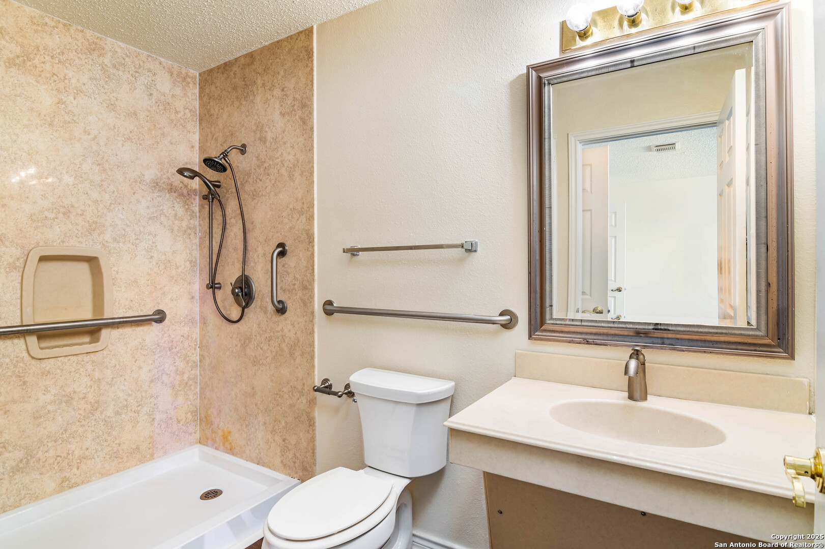 5015 Shara Mist San Antonio TX 78251