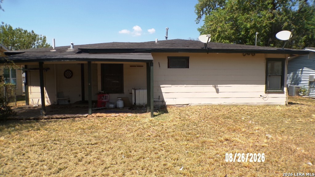 1708 Lucy Lane Beeville TX 78102