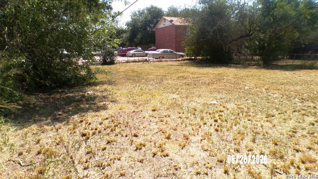 1708 Lucy Lane Beeville TX 78102