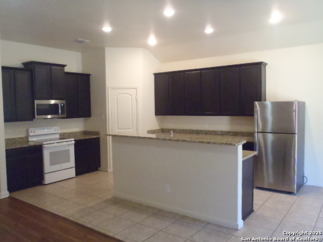203 Azalea Way New Braunfels TX 78132