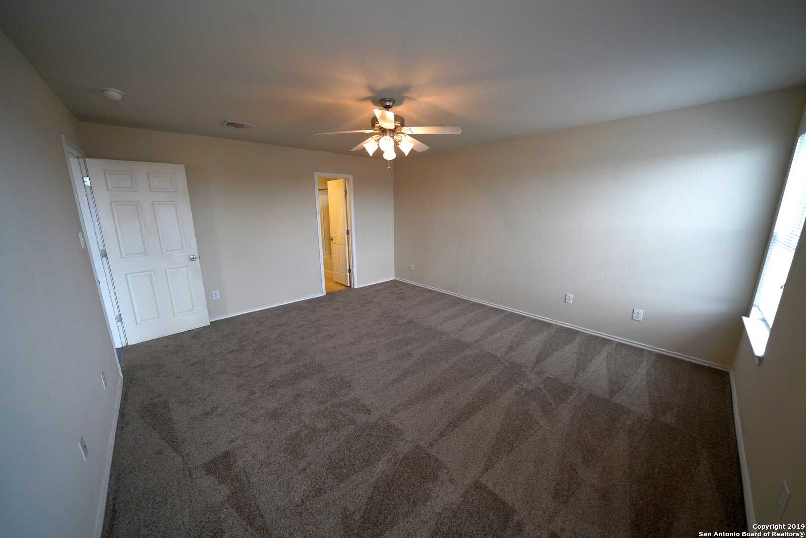 5011 Braden Gate San Antonio TX 78244