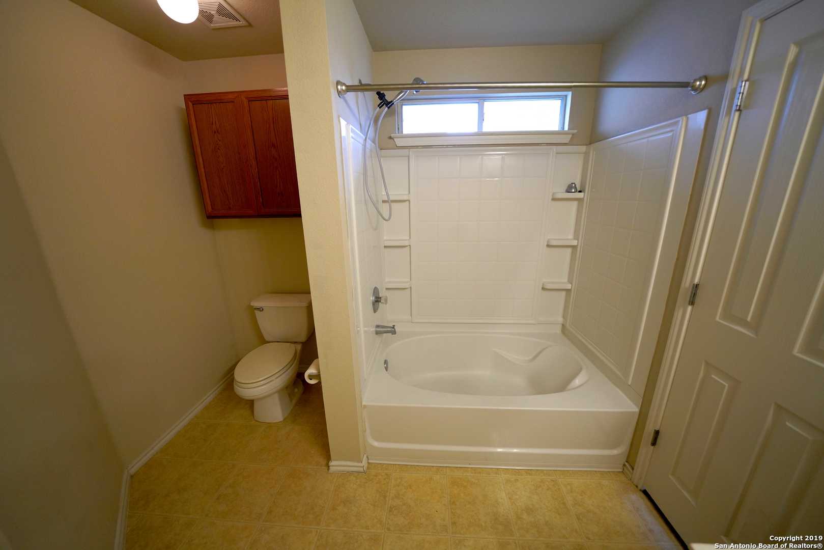 5011 Braden Gate San Antonio TX 78244