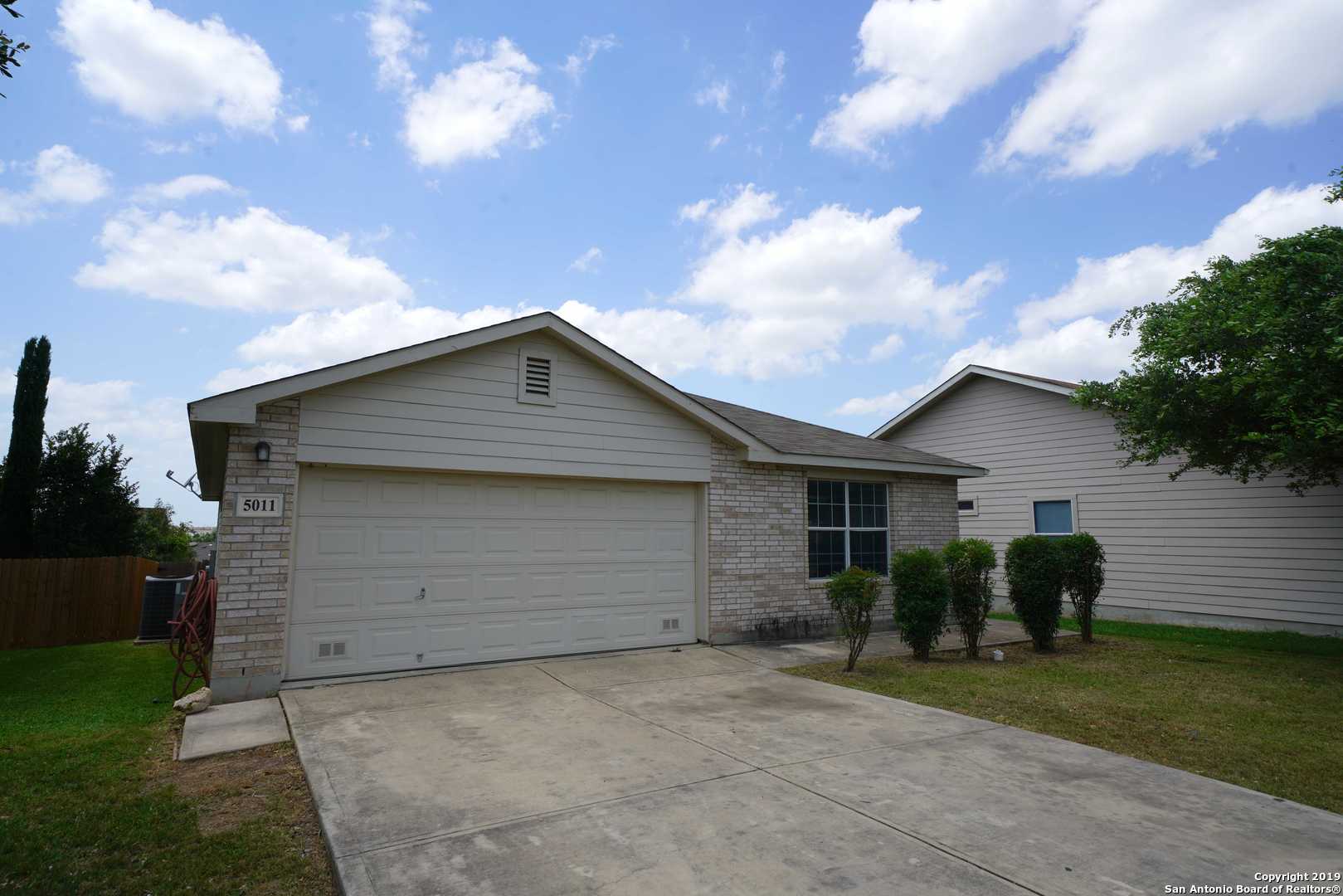 5011 Braden Gate San Antonio TX 78244