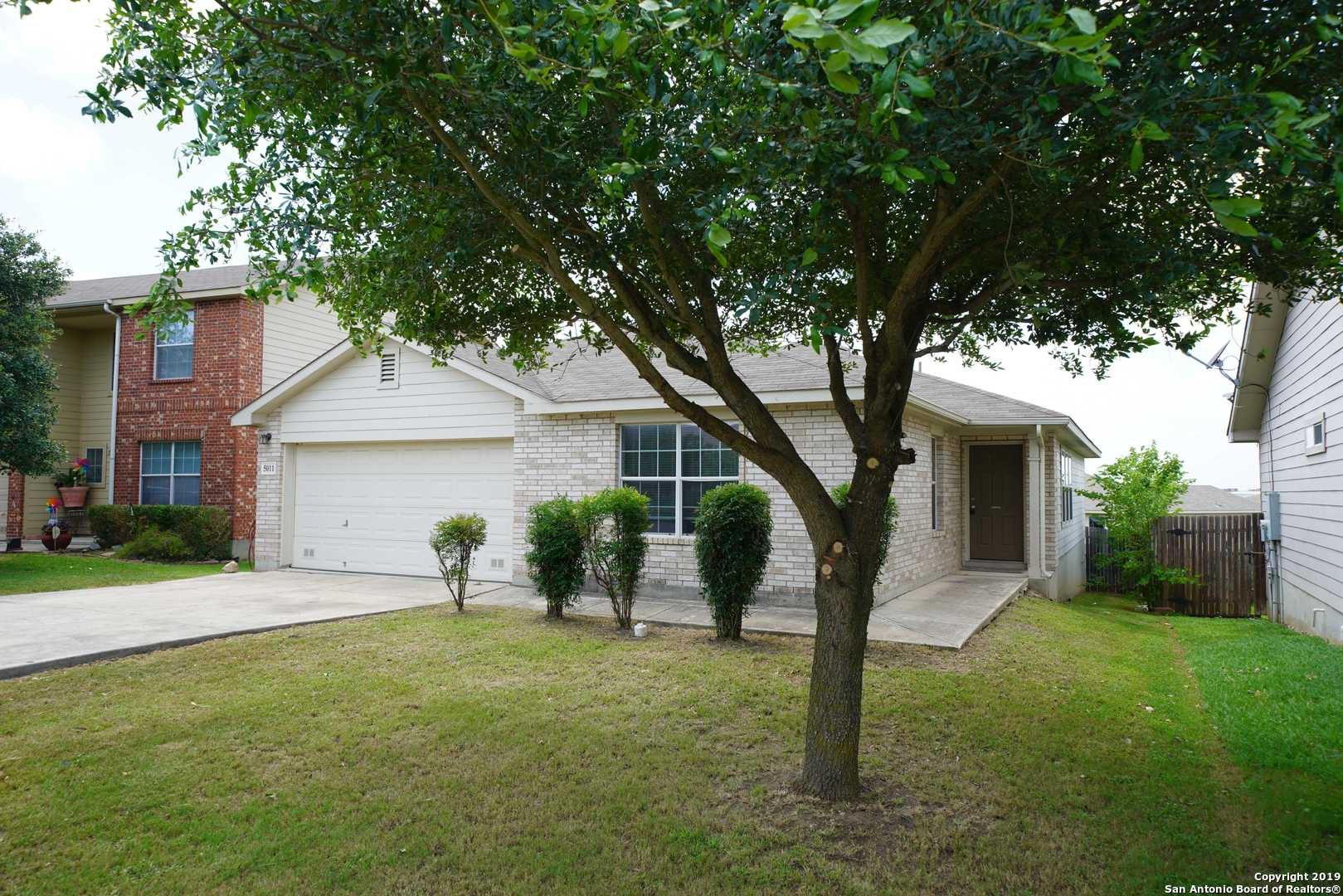 5011 Braden Gate San Antonio TX 78244