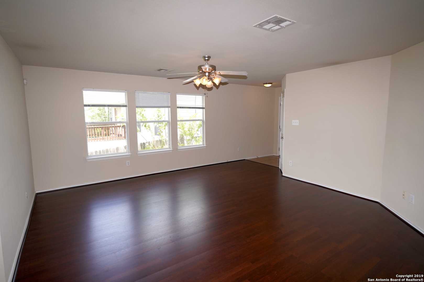 5011 Braden Gate San Antonio TX 78244