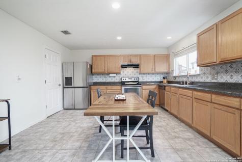5311 Moreville Farm San Antonio TX 78228