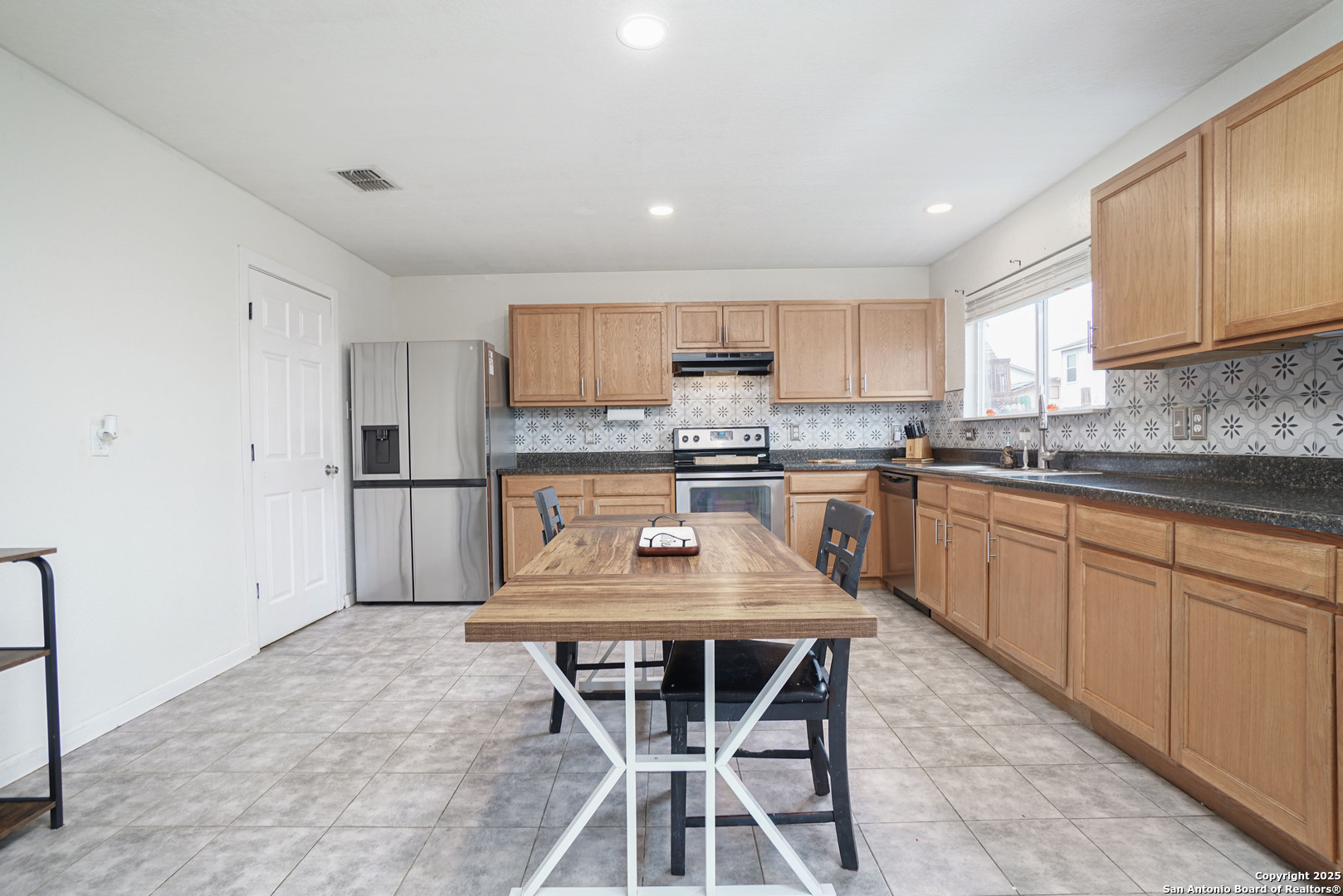 5311 Moreville Farm San Antonio TX 78228