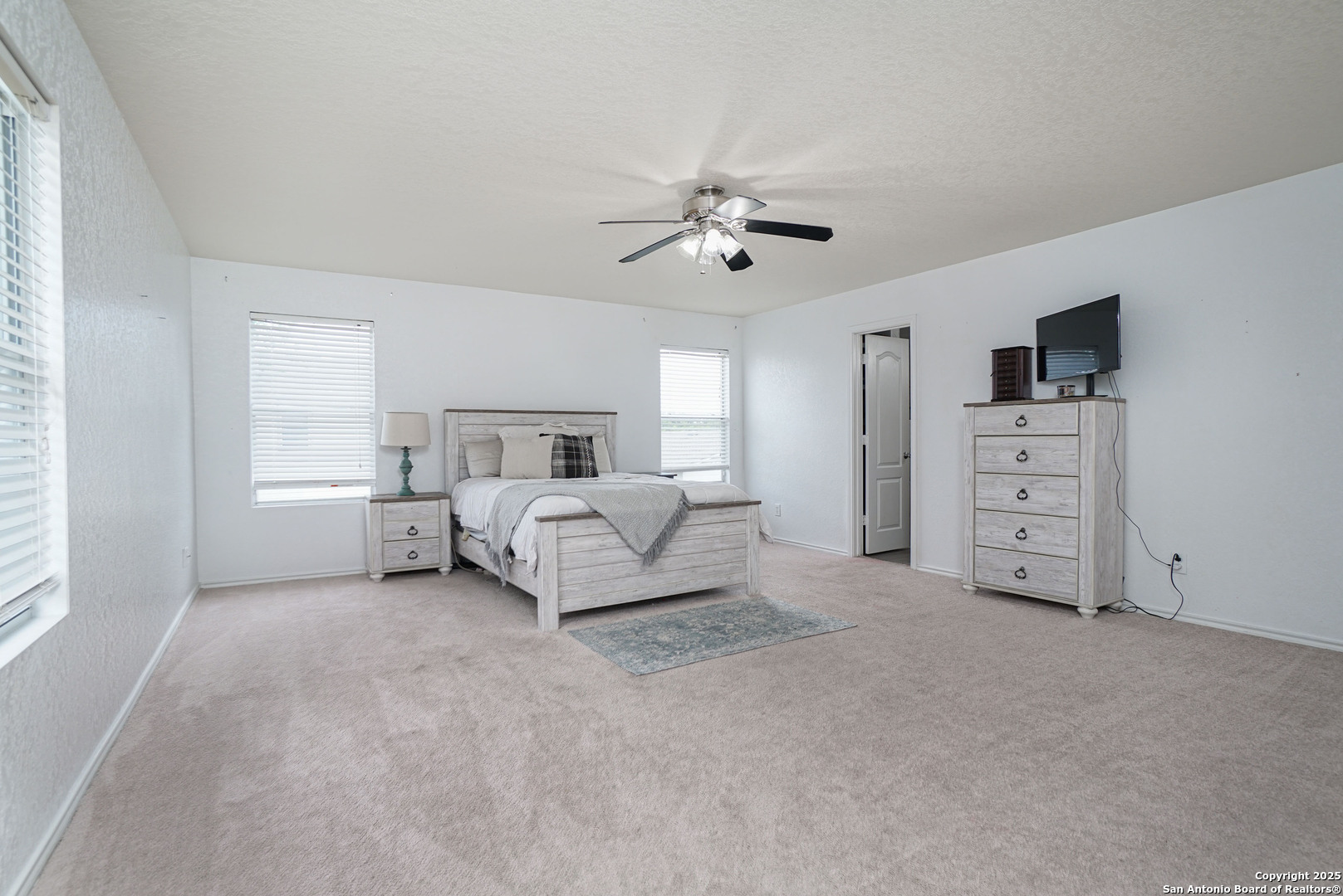 5311 Moreville Farm San Antonio TX 78228