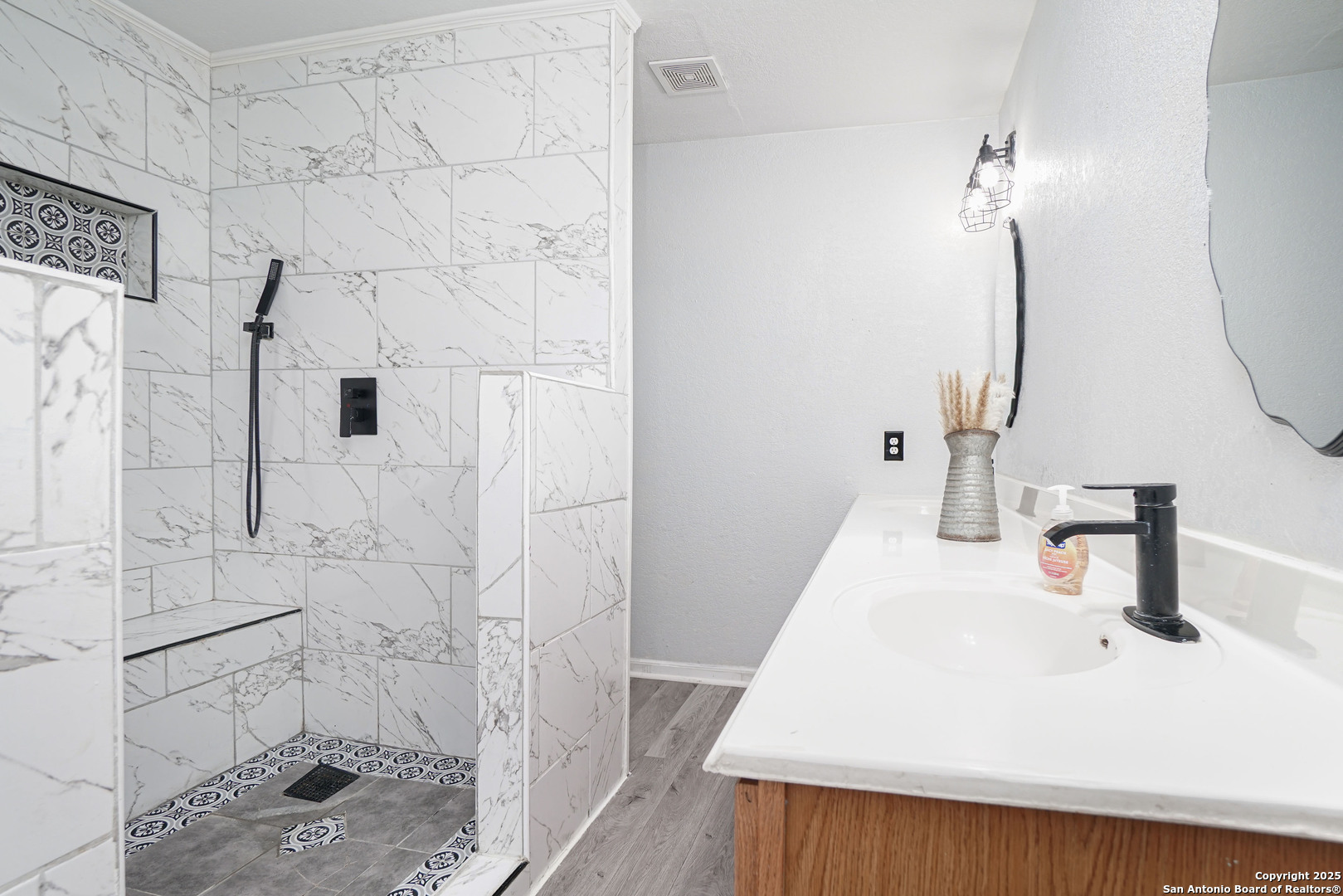 5311 Moreville Farm San Antonio TX 78228