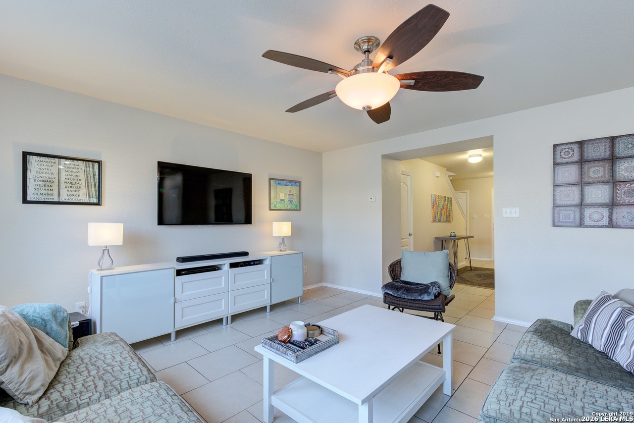 7723 Copper Cave San Antonio TX 78249