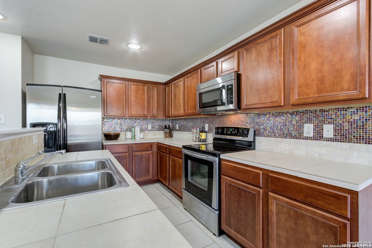 7723 Copper Cave San Antonio TX 78249