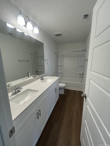 426 Nightingale Avenue Marion TX 78124