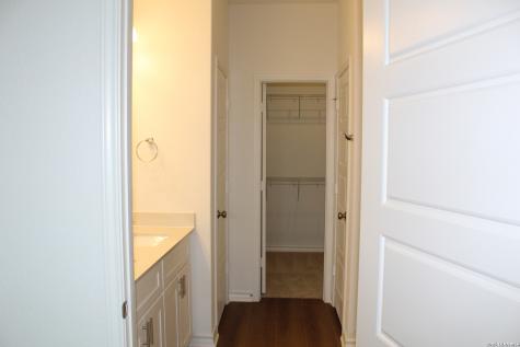 426 Nightingale Avenue Marion TX 78124