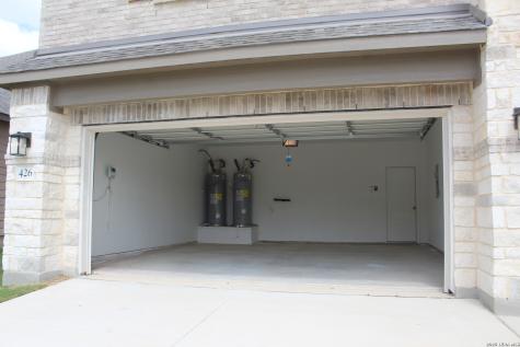 426 Nightingale Avenue Marion TX 78124