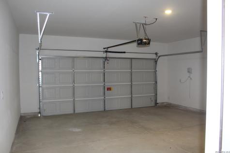 426 Nightingale Avenue Marion TX 78124
