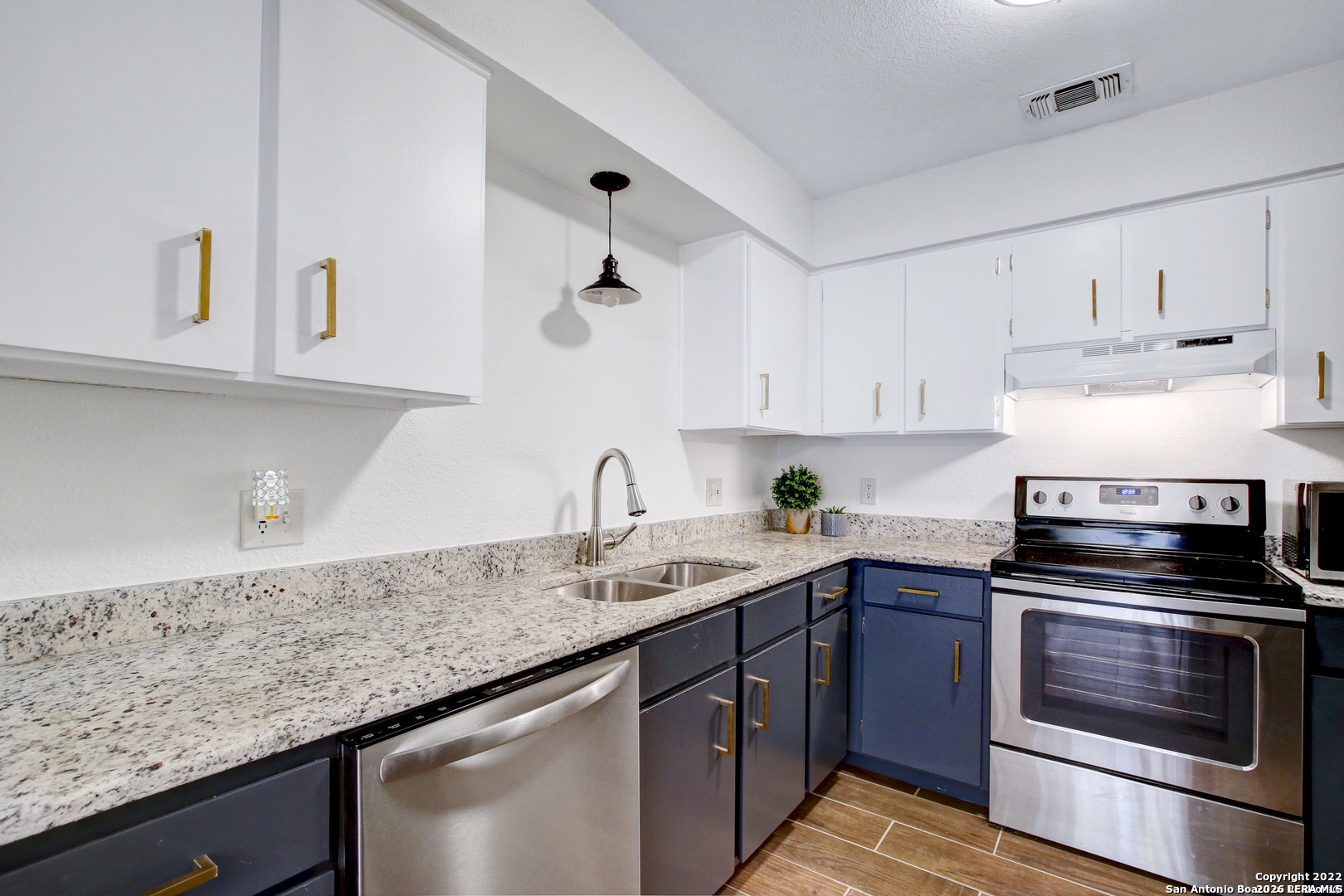 7412 Barnsley San Antonio TX 78250