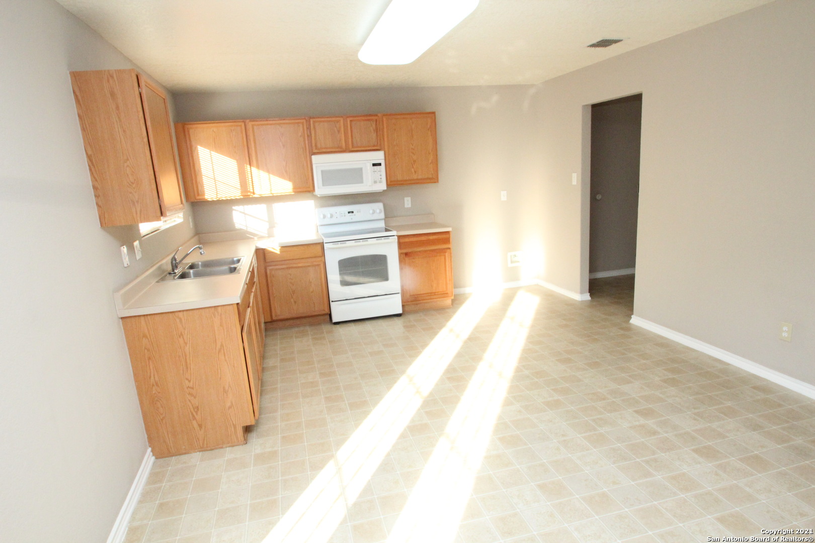 9715 Amber Ledge San Antonio TX 78245