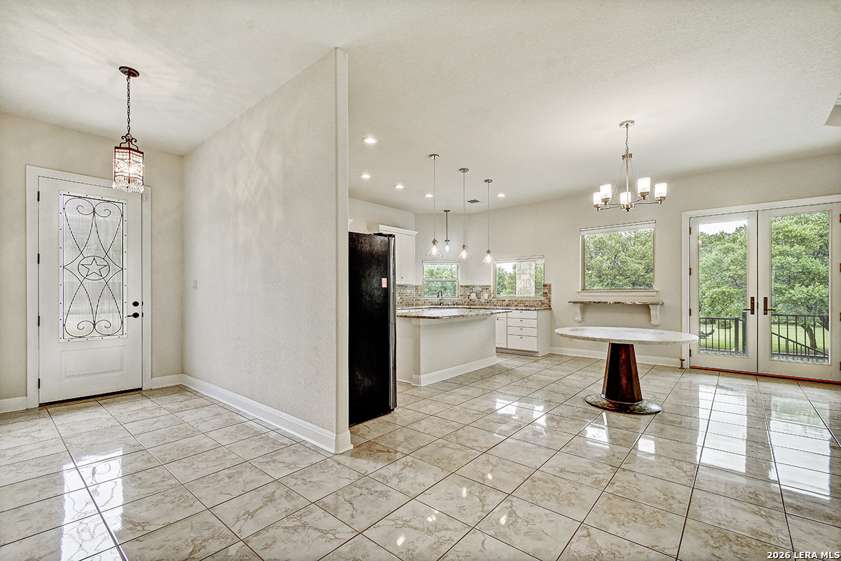 113 S Junius Peak Blanco TX 78606