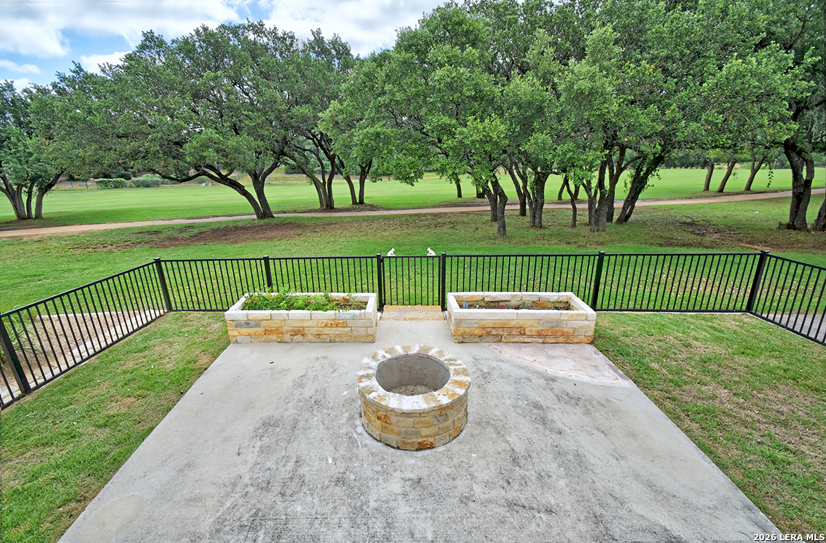 113 S Junius Peak Blanco TX 78606