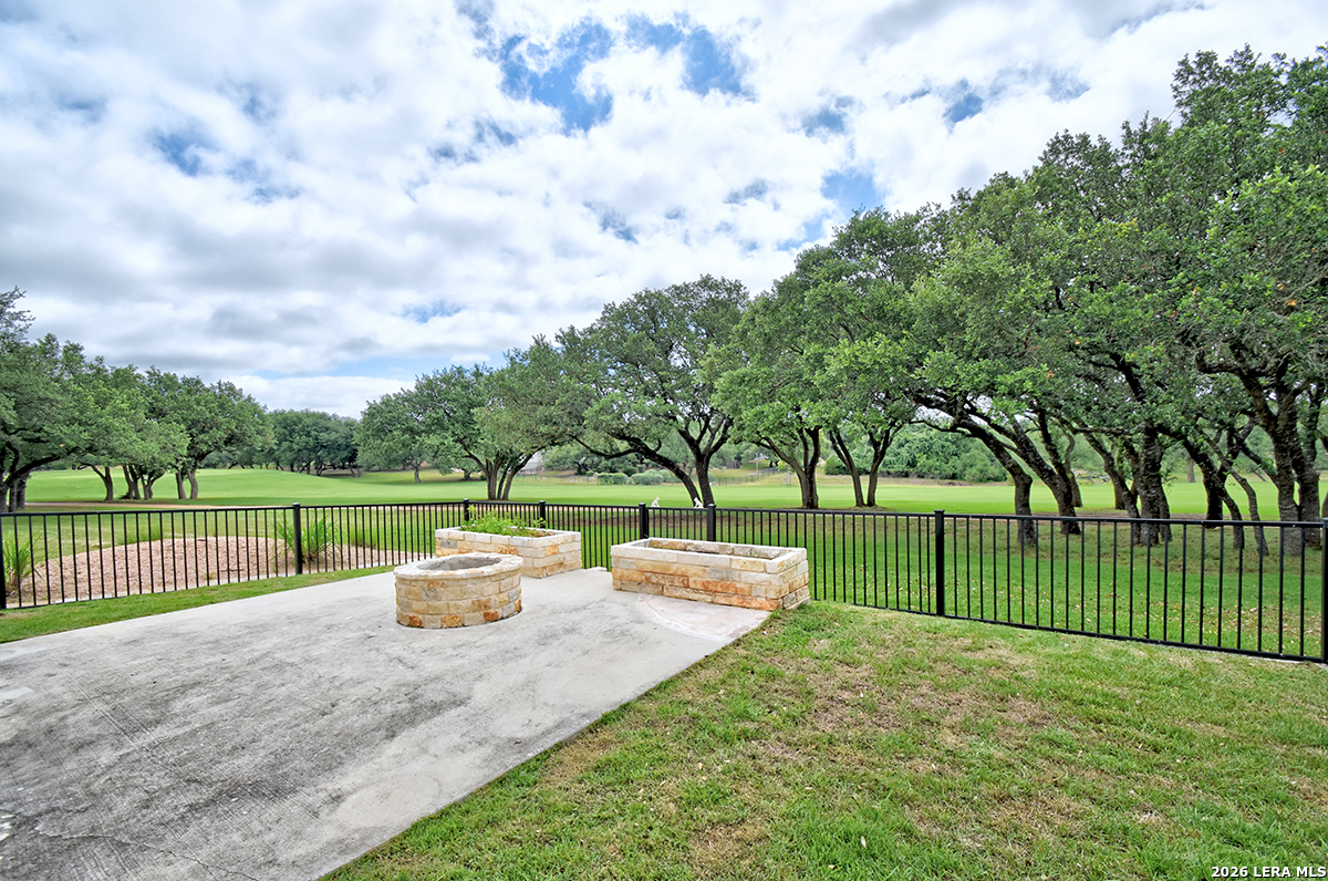 113 S Junius Peak Blanco TX 78606