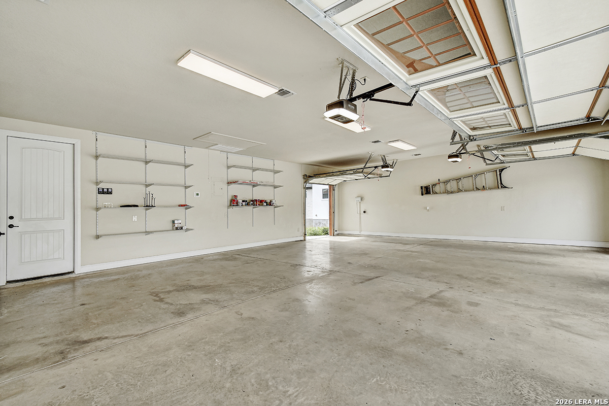 113 S Junius Peak Blanco TX 78606