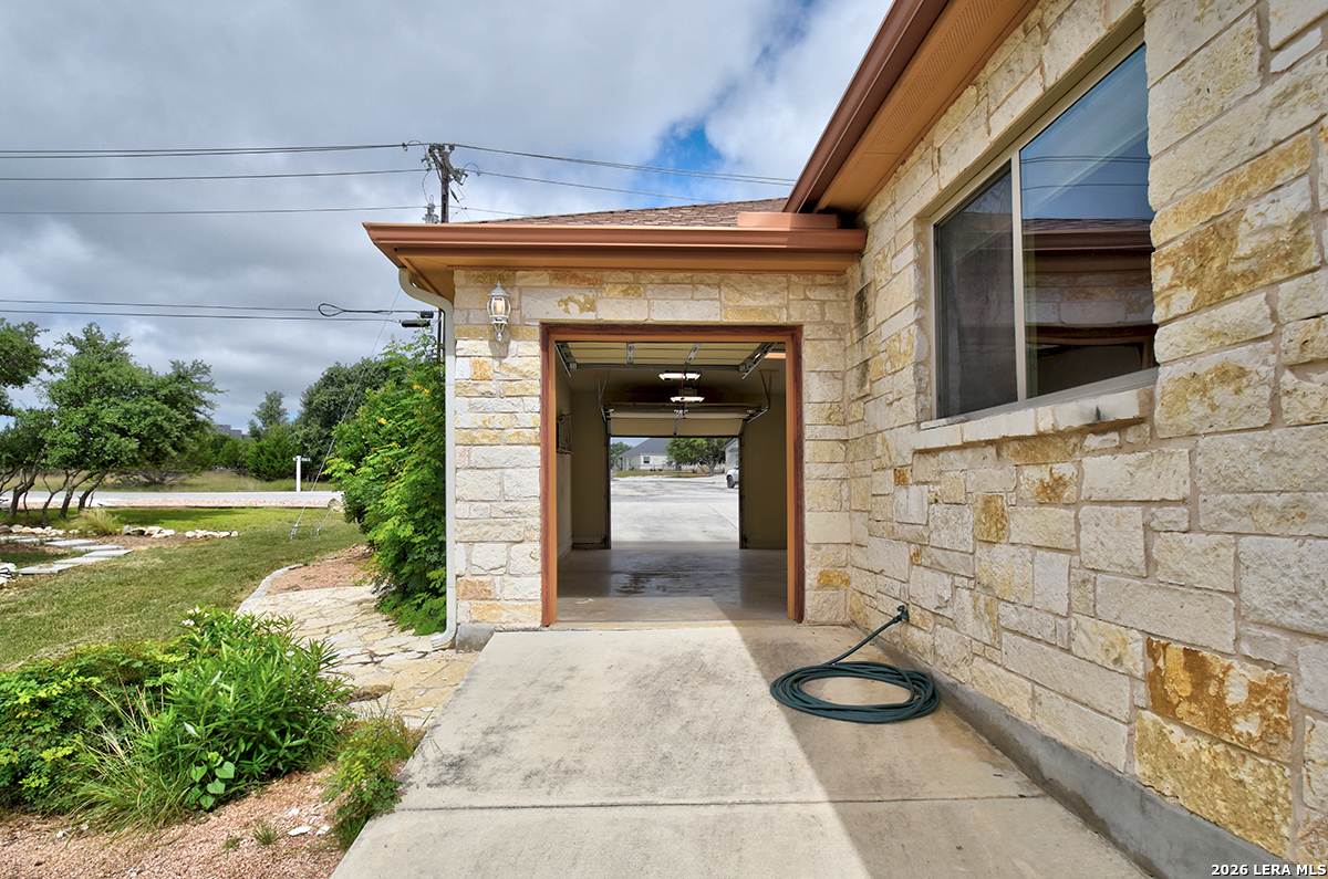 113 S Junius Peak Blanco TX 78606