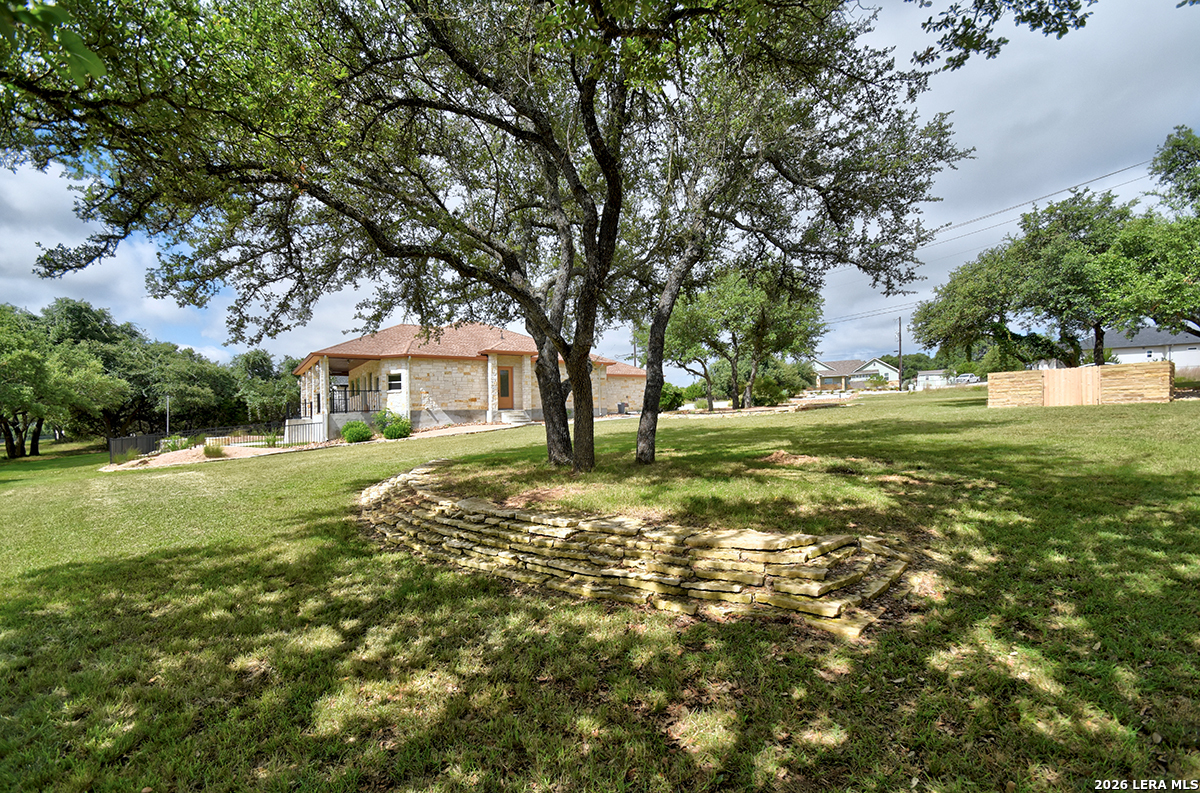 113 S Junius Peak Blanco TX 78606
