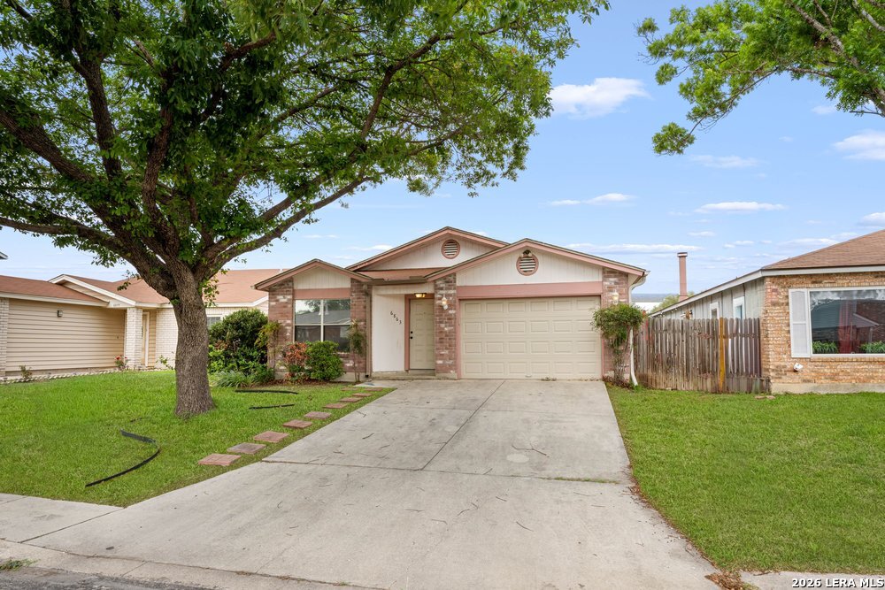 6863 Cypress Mist Converse TX 78109