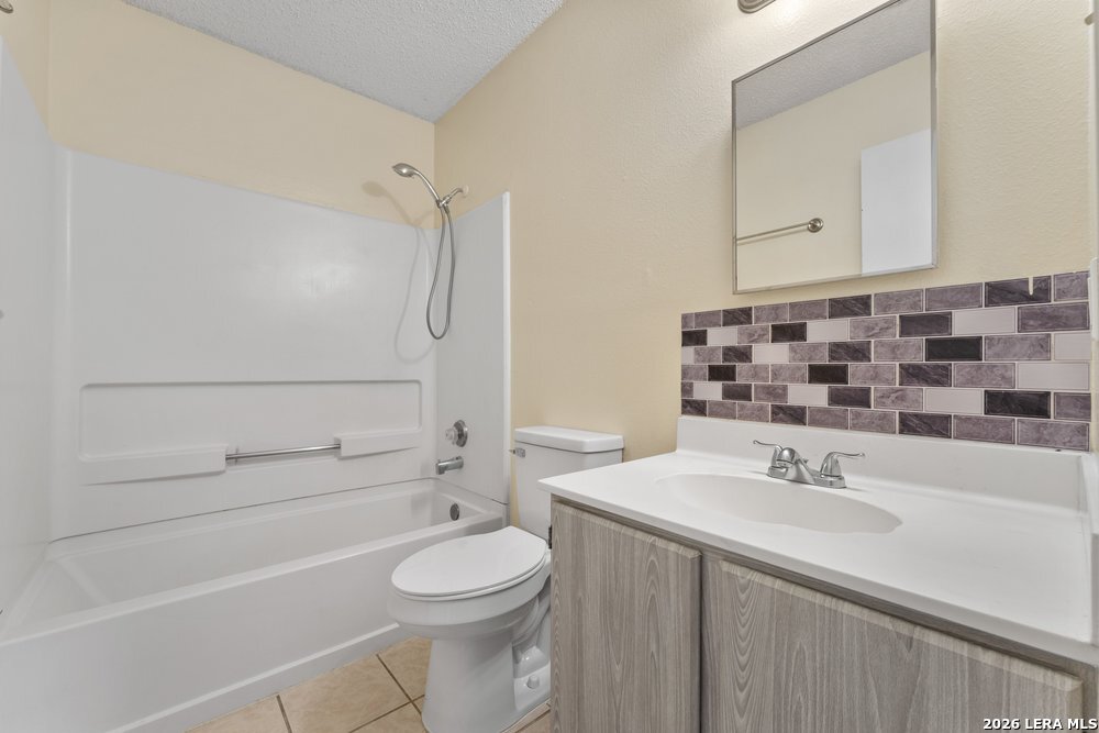 6863 Cypress Mist Converse TX 78109