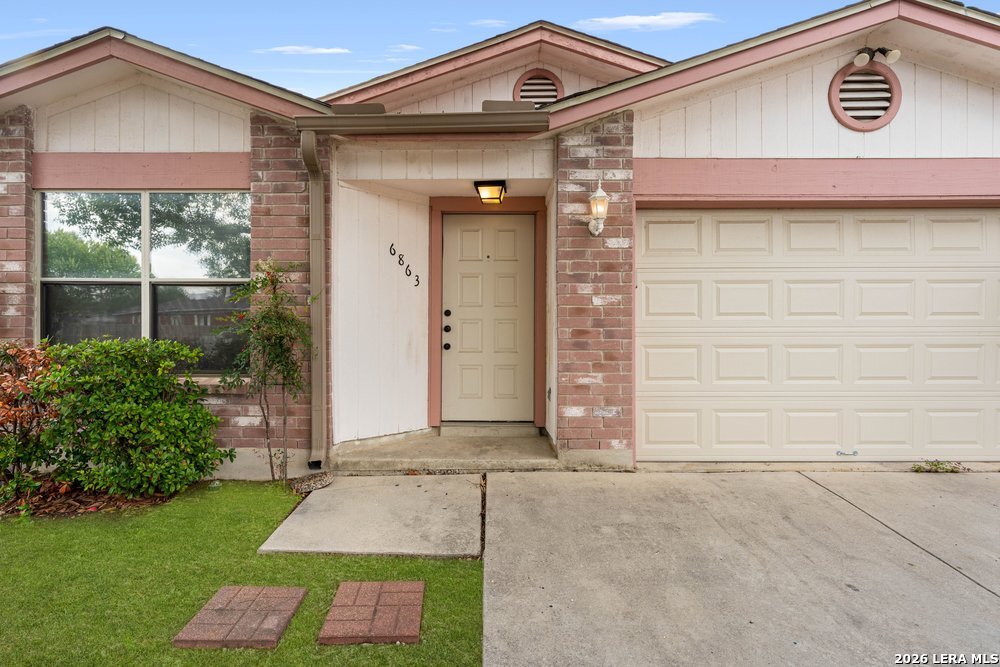 6863 Cypress Mist Converse TX 78109