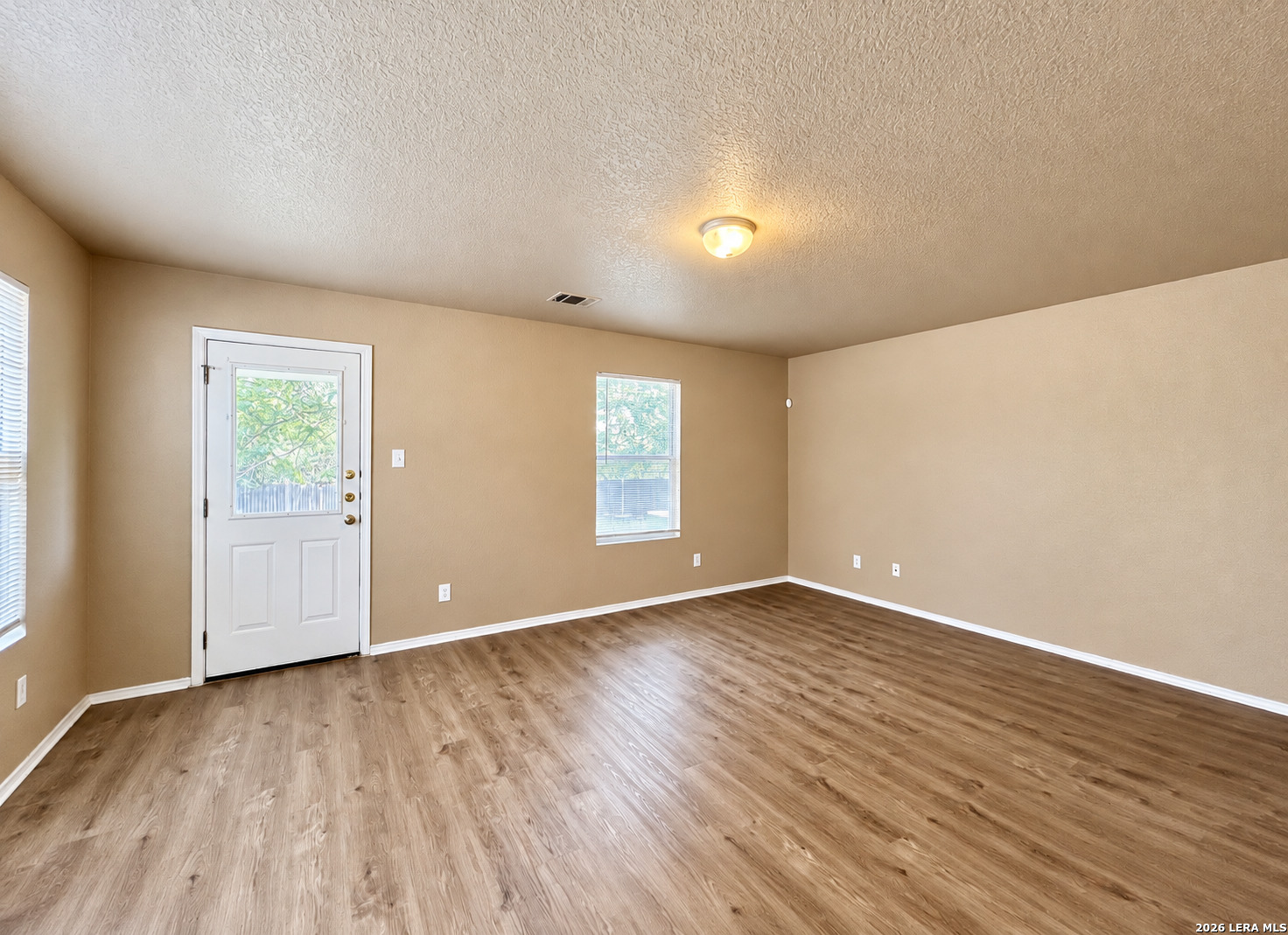 8815 Laguna Falls San Antonio TX 78251