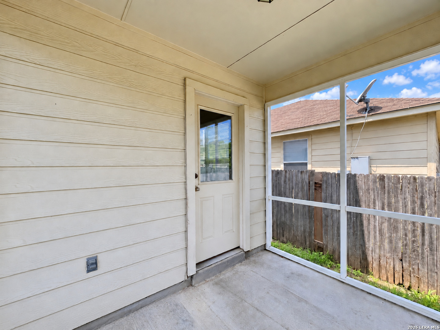 8815 Laguna Falls San Antonio TX 78251